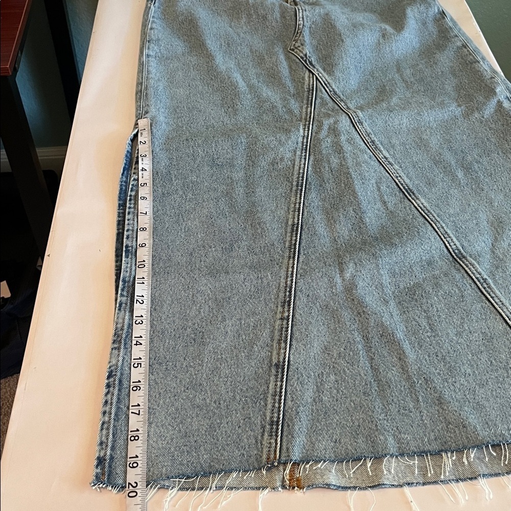 Levi’s Maxi Denim Skirt NWT Size 26 - Picture 15 of 16